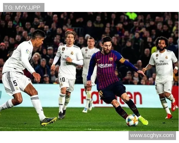 2012年西甲经典对决巴塞罗那与皇家马德里的巅峰之战回顾 2012年西甲经典对决巴塞罗那与皇家马德里的巅峰之战回顾